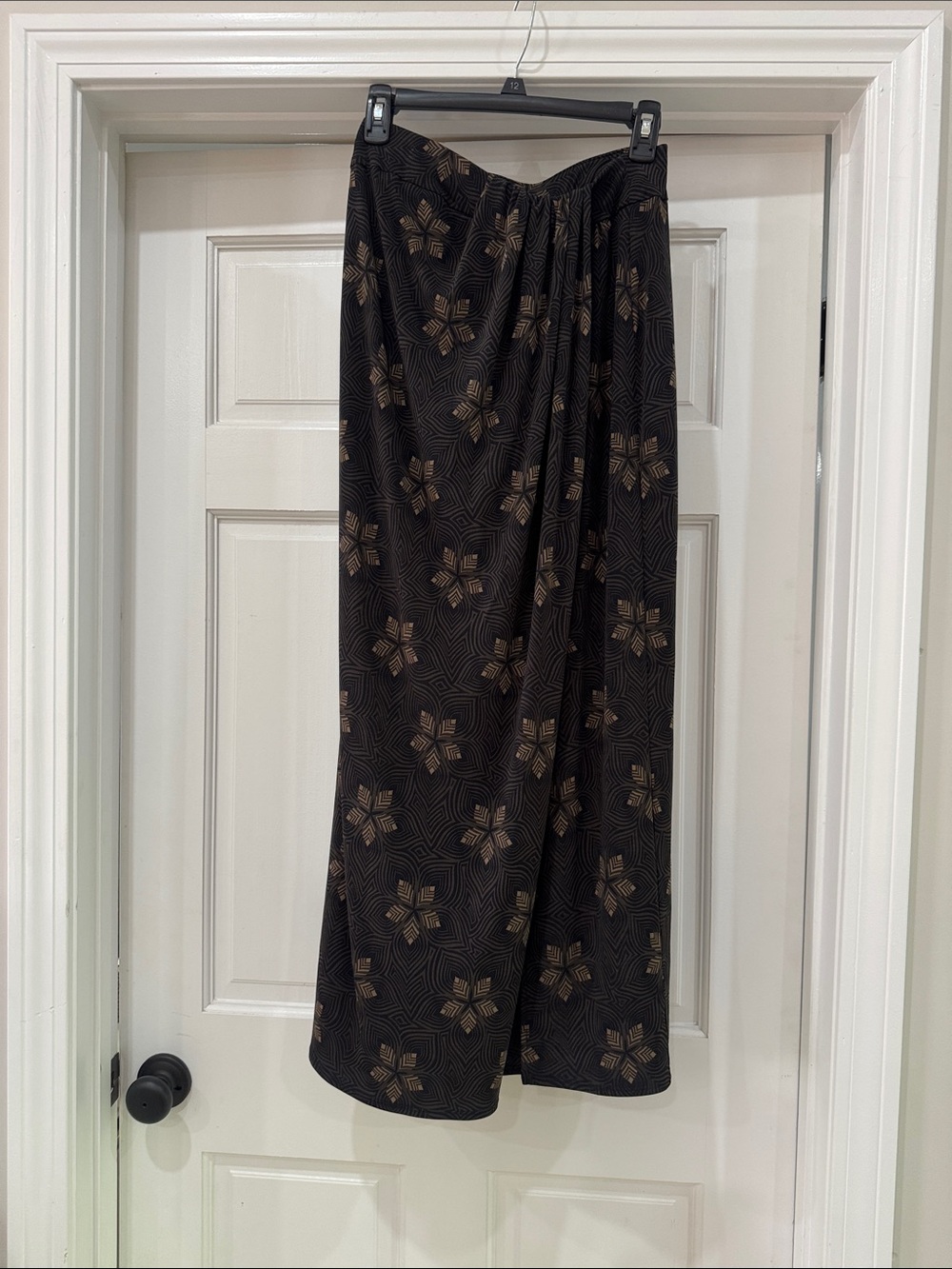 New York & Company maxi skirt